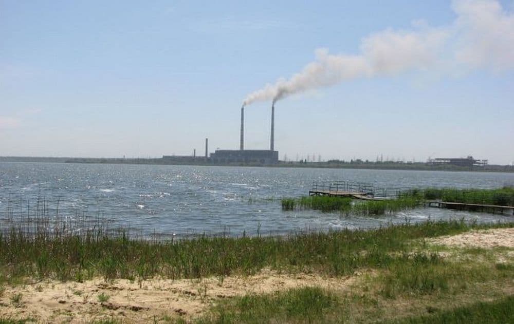 У Донецькій ОВА розповіли про наслідки удару росіян по греблі Курахівського водосховища