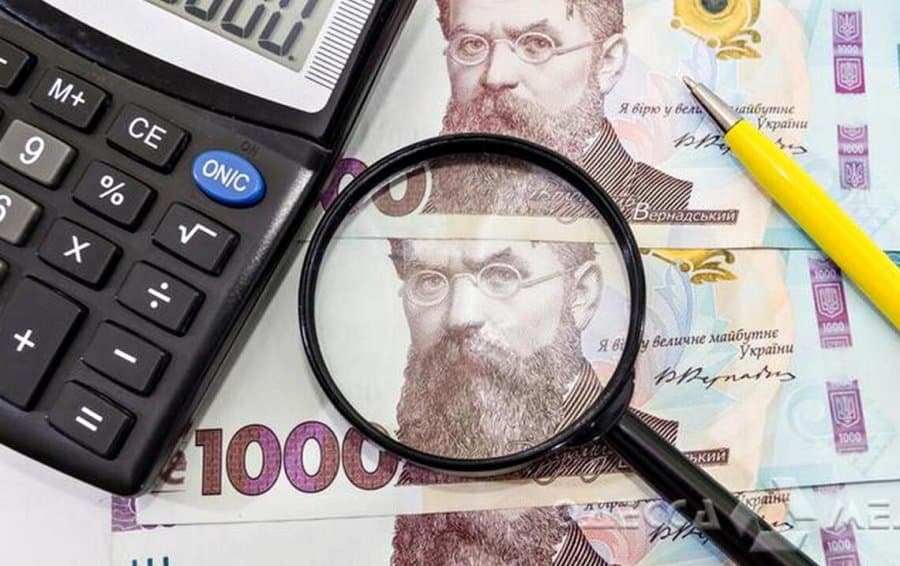 гривні та калькулятор