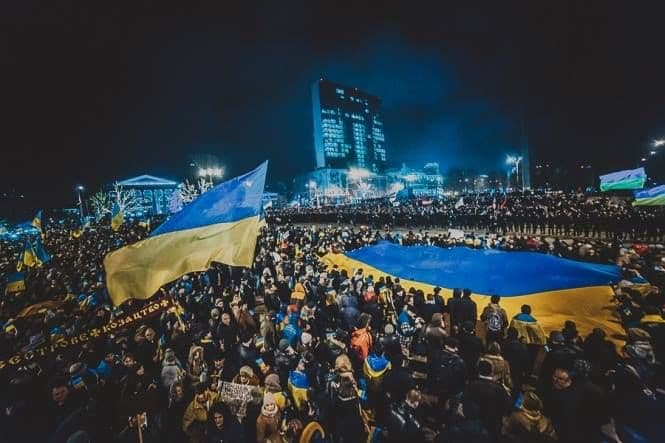 майдан у донецьку