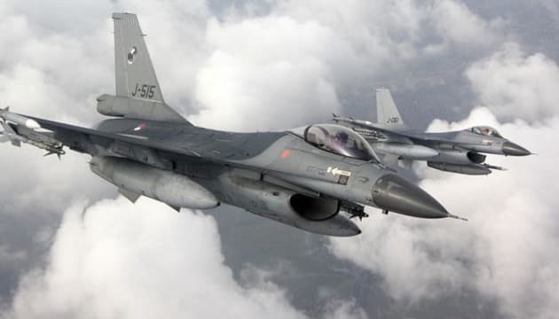 F-16