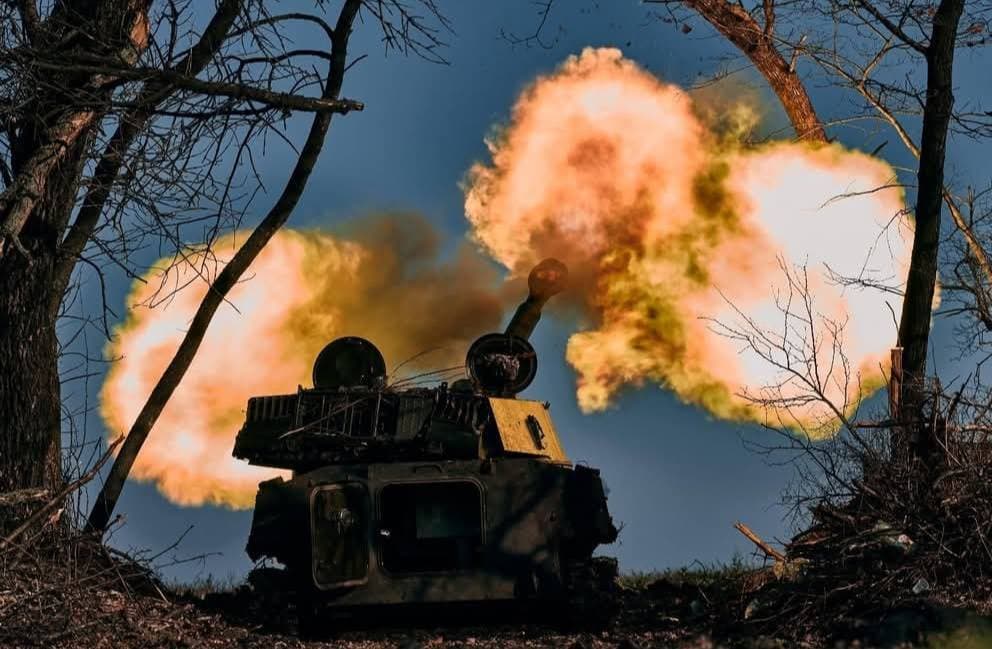 стріляє сау