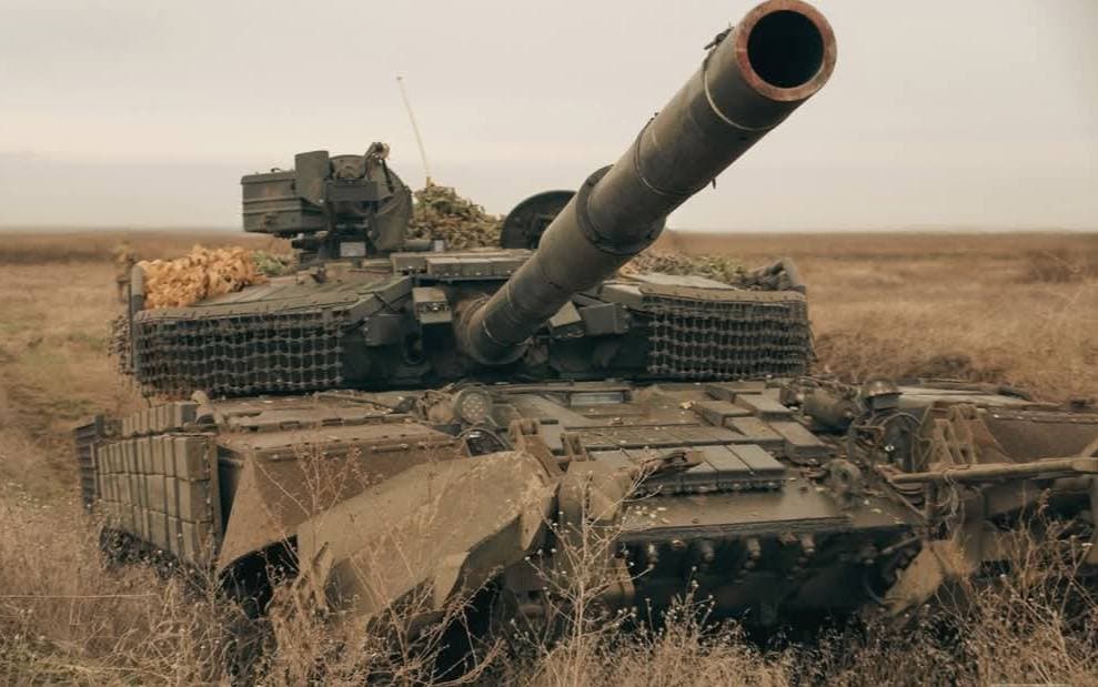 танк