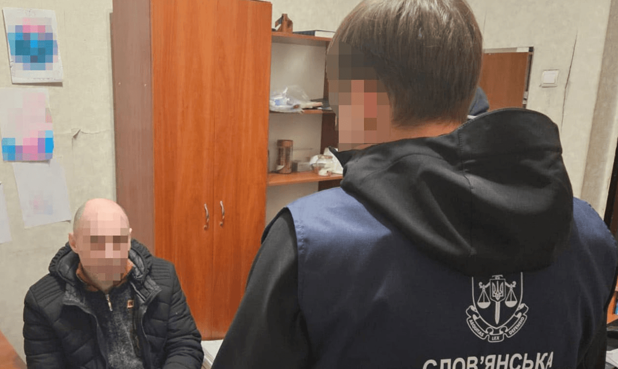 Перед судом постане житель Слов’янська, який вбив ножем знайомого заради майна