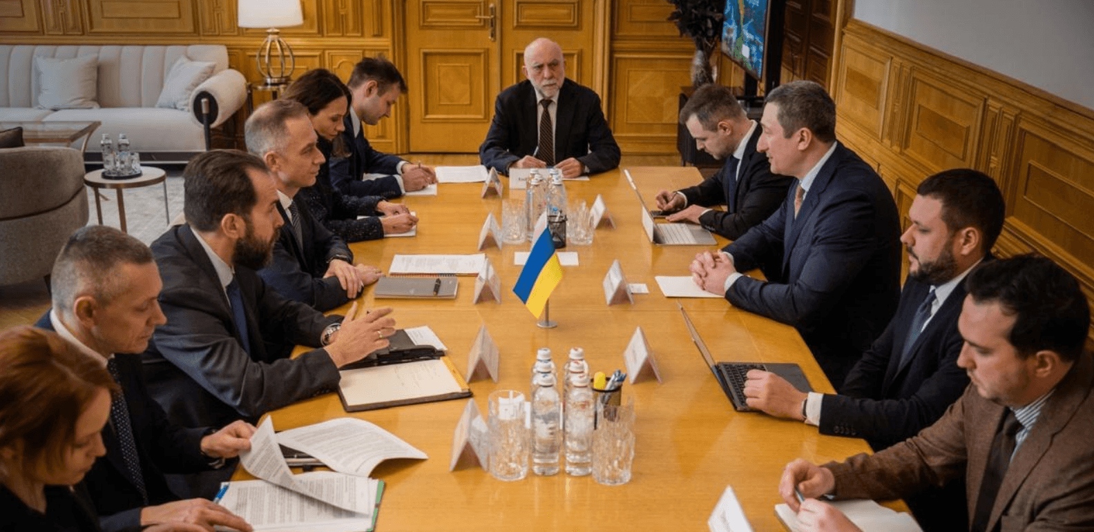 У Києві обговорили питання, які є важливими для українців за кордоном