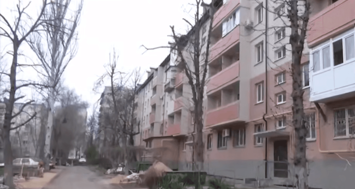 будинок у маріуполі