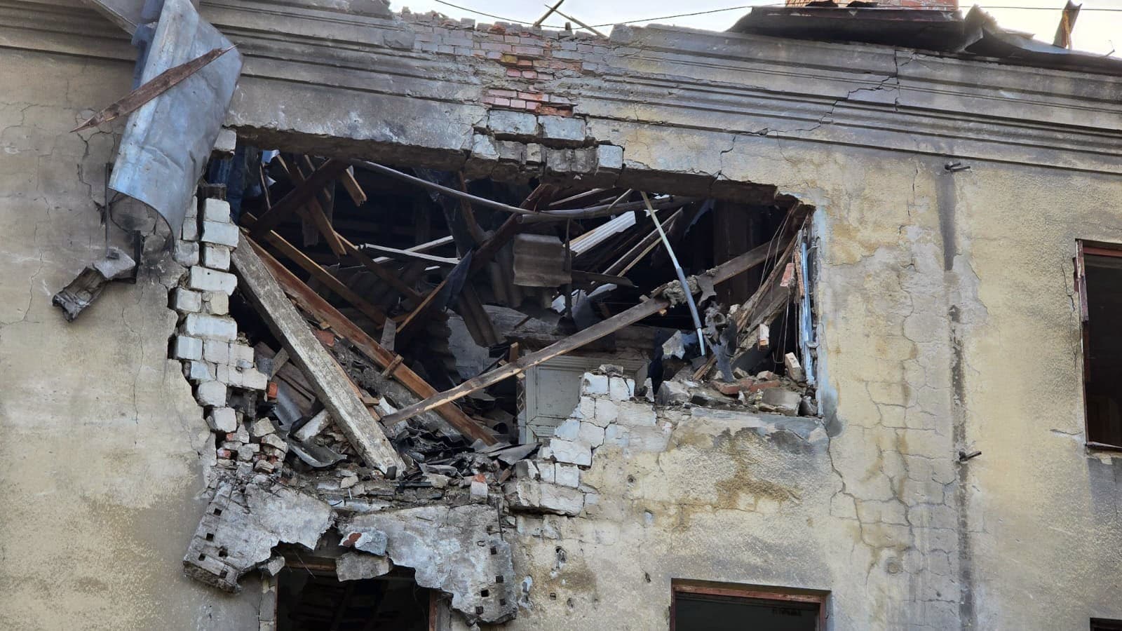 обстріли донеччини
