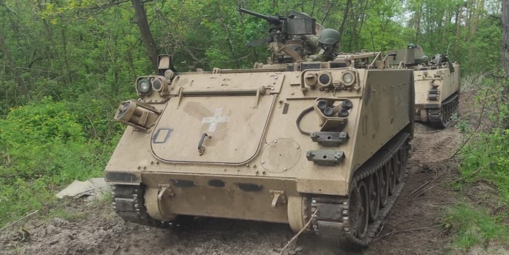 M113