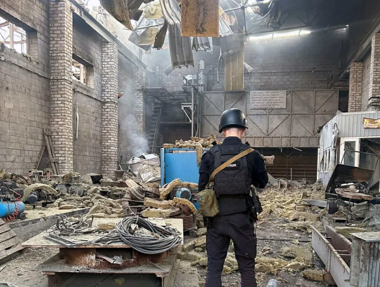 Троє людей загинули і 7 зазнали поранень внаслідок ворожих обстрілів Донеччини