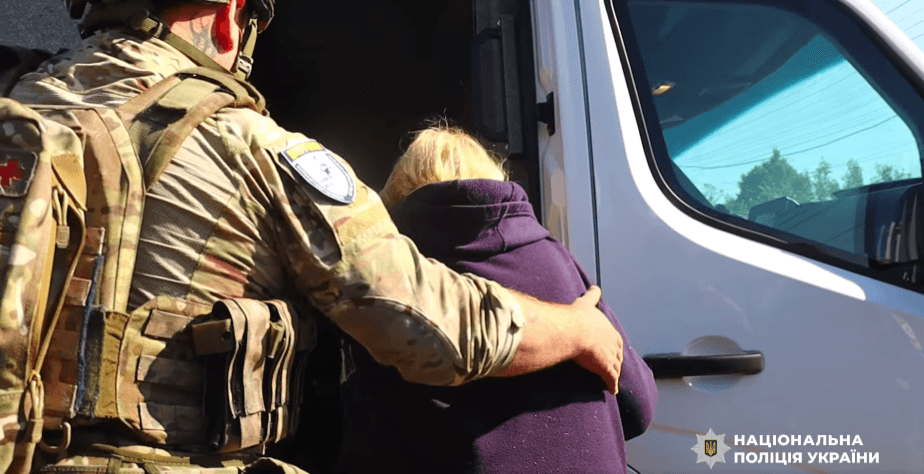 У поліції розповіли про ускладнення евакуації з Костянтинівки та Лиману