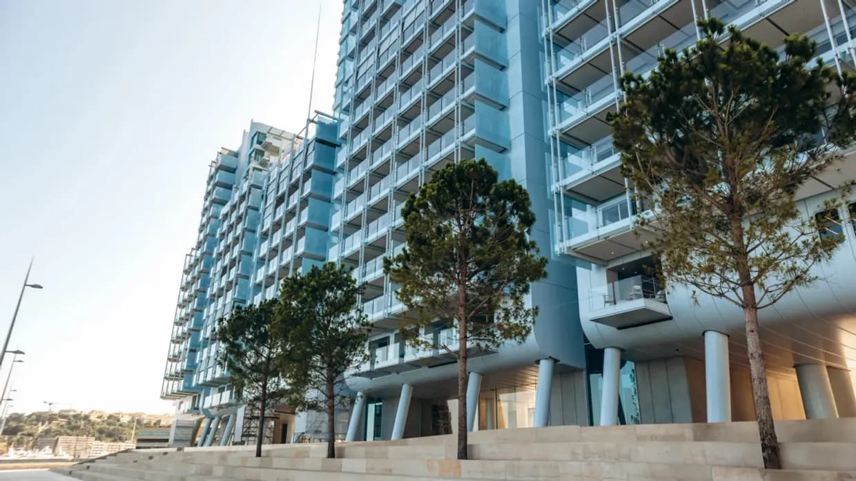 Ахметов став власником розкішних апартаментів у найпрестижнішому житловому комплексі Монако за майже пів мільярда євро