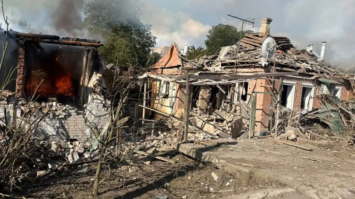 В Славянске в результате российских обстрелов повреждено более 3,5 тысячи жилых домов