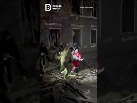 😔 Слов’янськ. Наслідки російської атаки на місто на відео поліції.