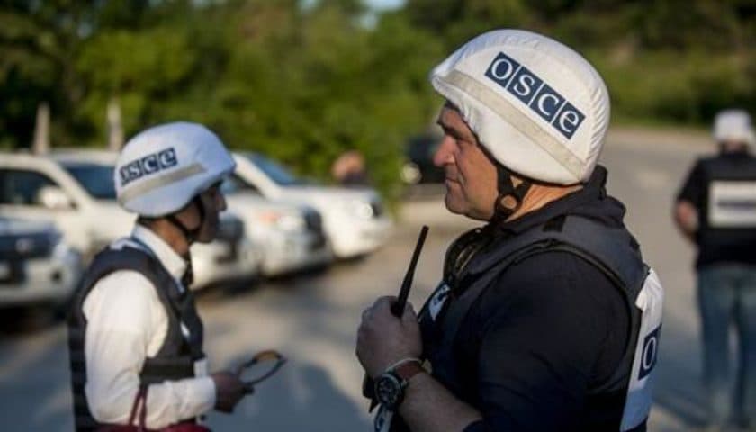 Предатели или миротворцы? Что происходит на Донбассе во время "перемирия"