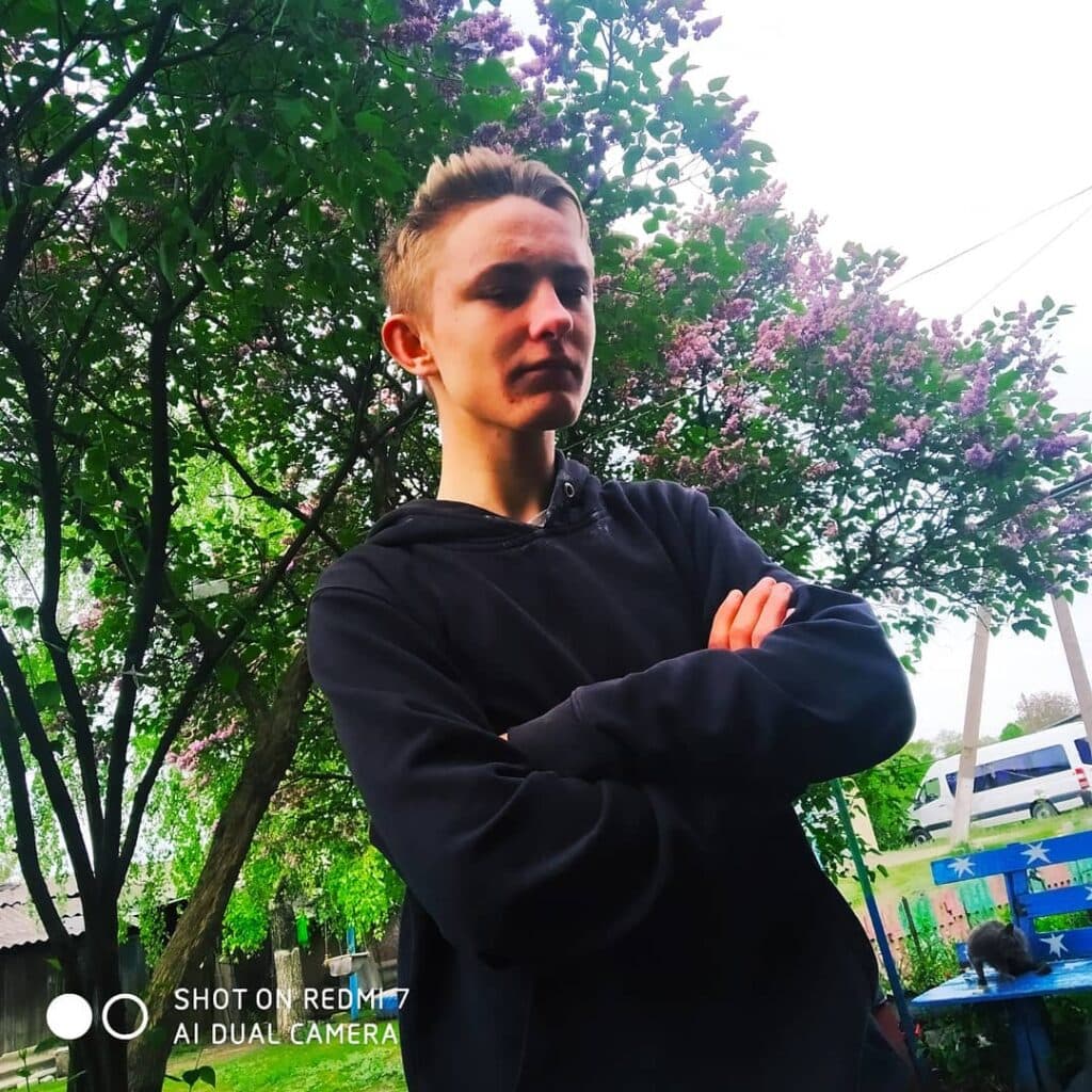 Шахтер из Золотого сам растит пятерых детей