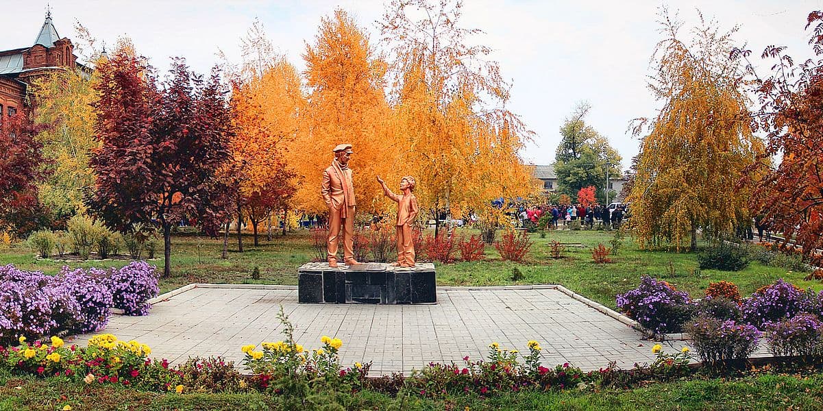 Безработные, миллионеры и сыщик: кто баллотируется в мэры Старобельска