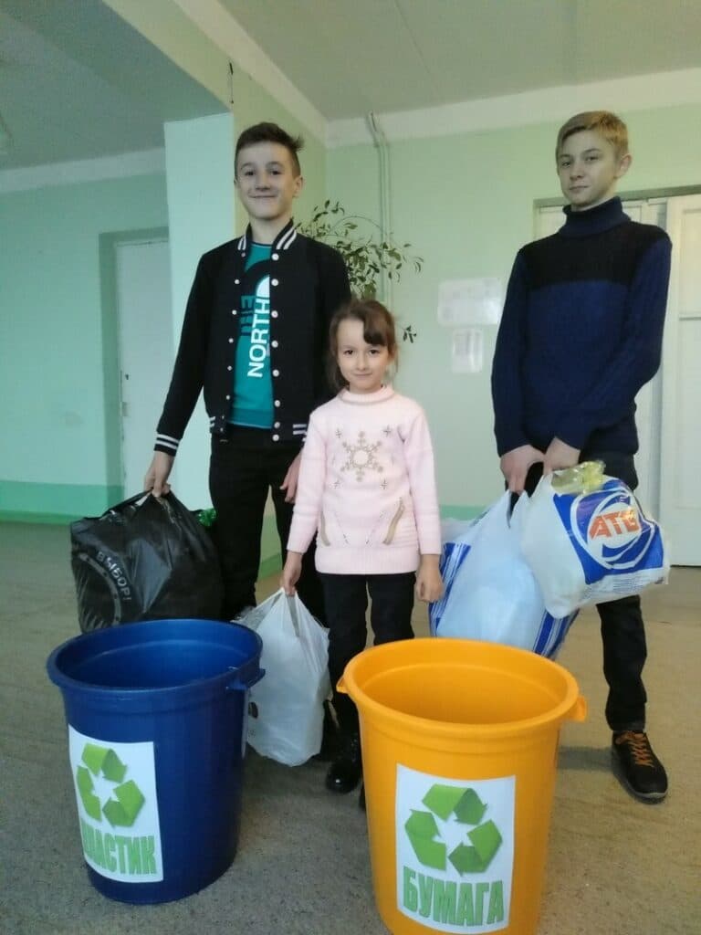 "Открой глаза — откажись от ненужного!": как школьники Луганщины победили на фестивале социальной рекламы