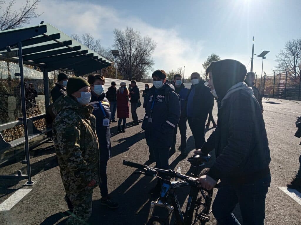 Щастя — Луганськ. Місія нездійсненна