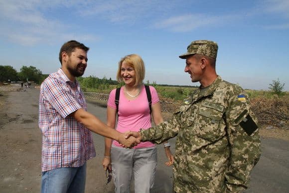 Идея на миллион. Как волонтер и бывший пленный “ДНР” открыл 3D-ферму в Краматорске