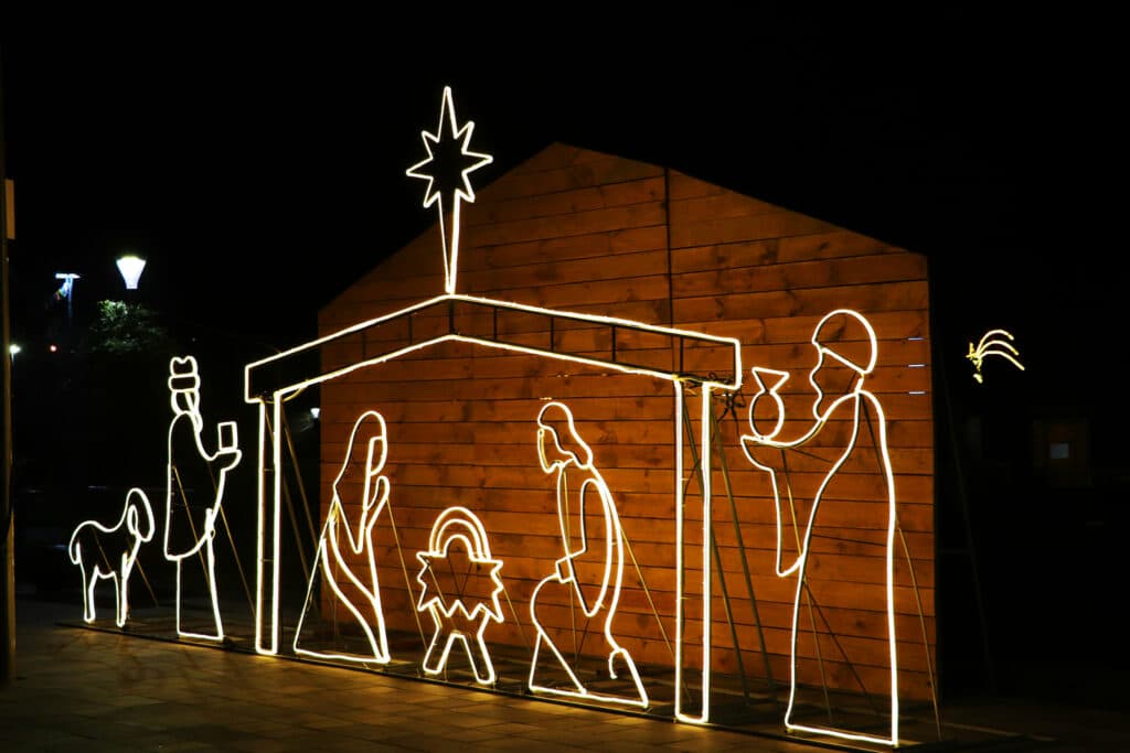 Праздник начинается: что стоит посмотреть на главной новогодней локации Мариуполя