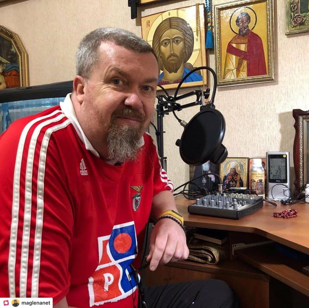 “Христос и клиповое мышление”. Как и для кого священник на Луганщине записывает подкасты