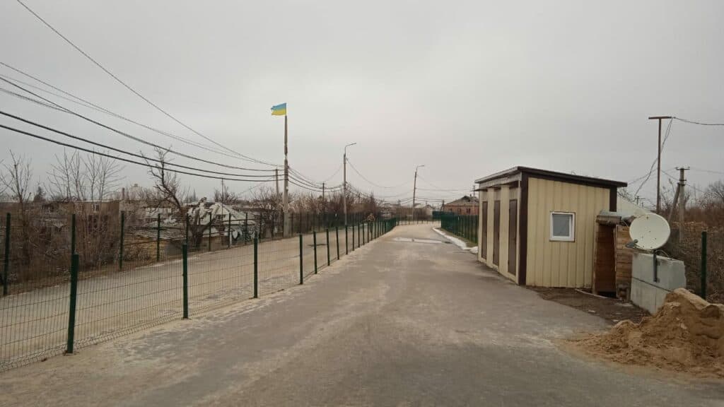 По той бік лінії розмежування. Як працюватиме КПВВ на Луганщині на Різдво та під час локдауну