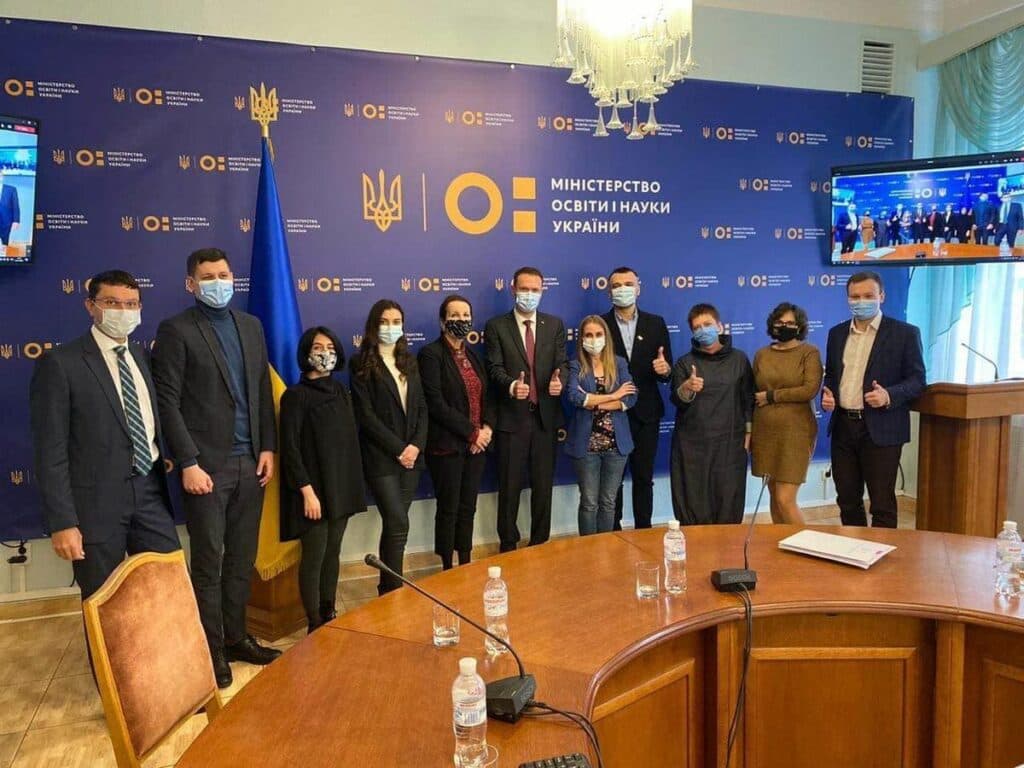 Що зміниться у перемовинах по Донбасу: глава "Восток SOS" Юлія Красільникова розповіла про свої плани у ТКГ