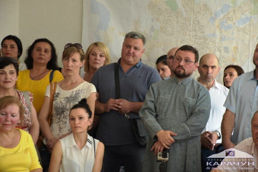 Славянск первый храм ПЦУ_27