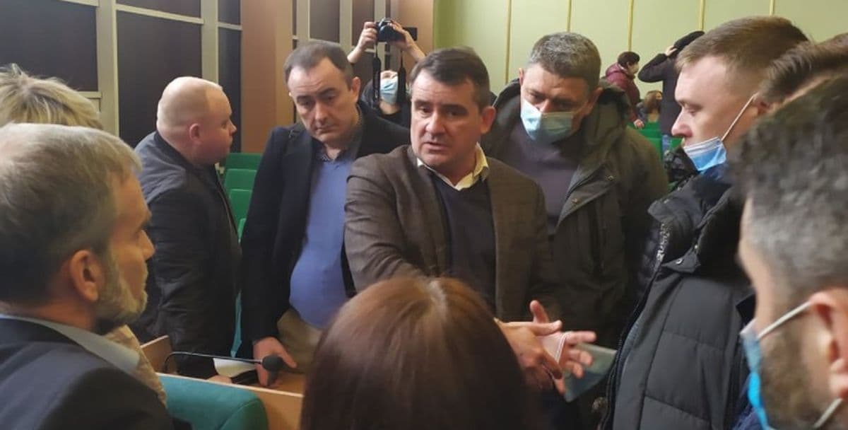 славянск горсовет бюджет секретарь