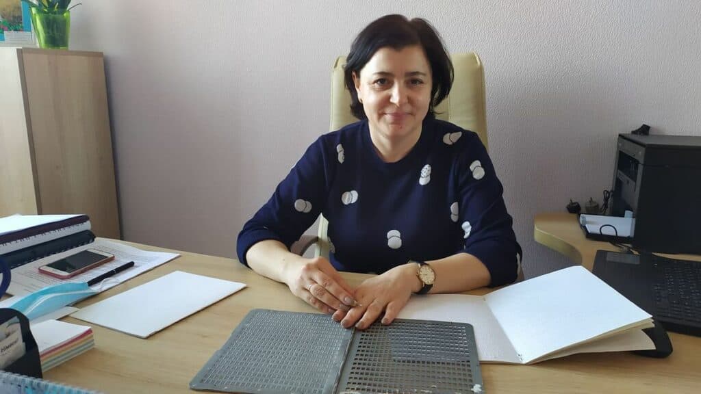 Чемпионы, юристы, айтишники: чем живет и кого выпускает Славянская школа для слепых и слабовидящих