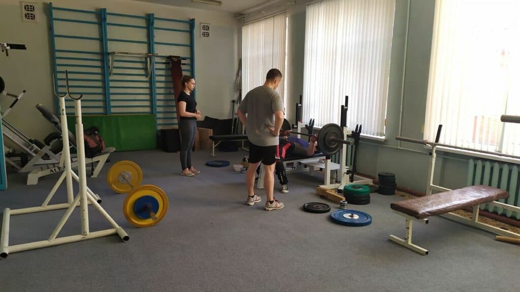 Чемпионы, юристы, айтишники: чем живет и кого выпускает Славянская школа для слепых и слабовидящих