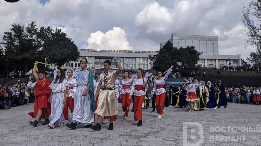 Мега Йорта День Мариуполя греки