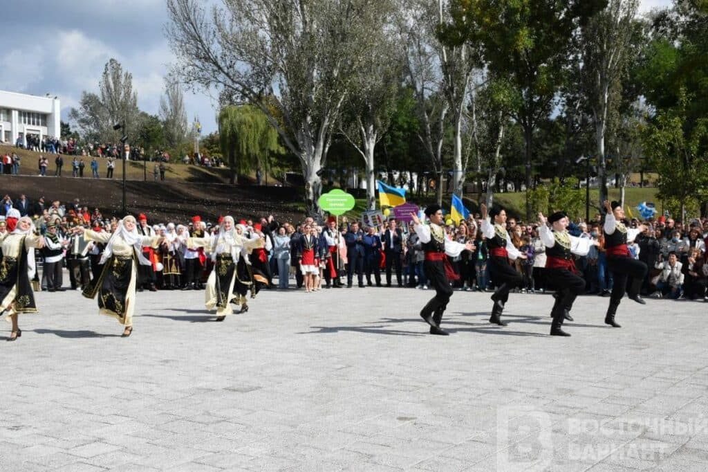 Мега Йорта День Мариуполя греки
