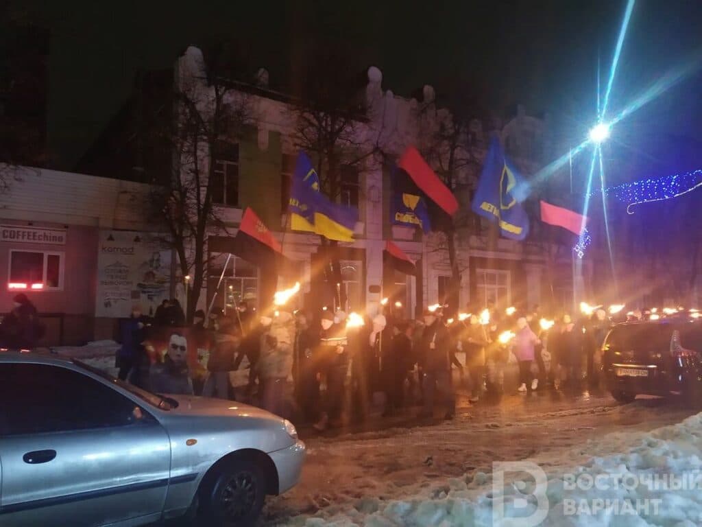 марш бандеры славянск
