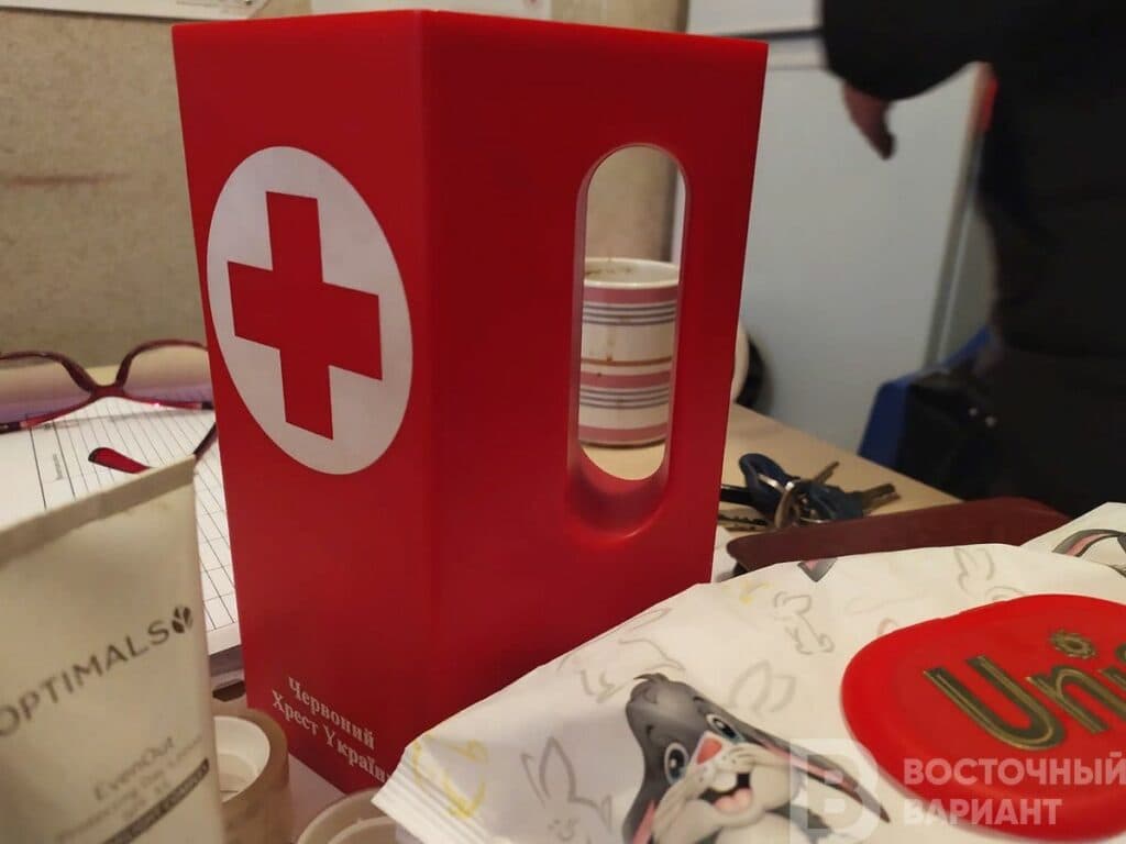 Красный крест в Славянске