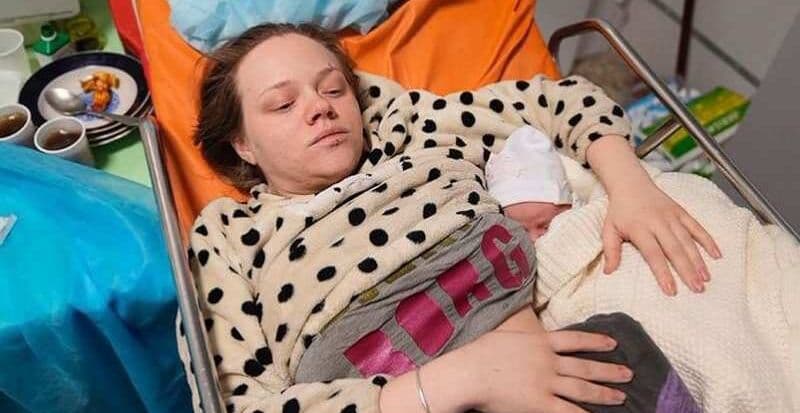 Маріанна народила дівчинку