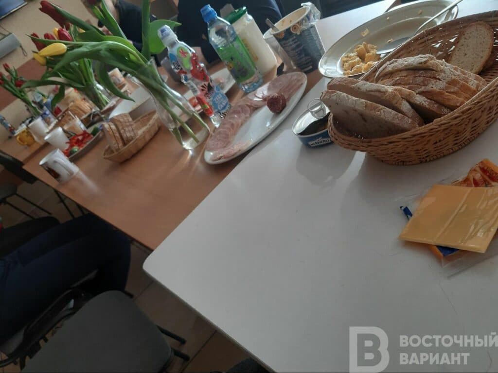 польша помогает