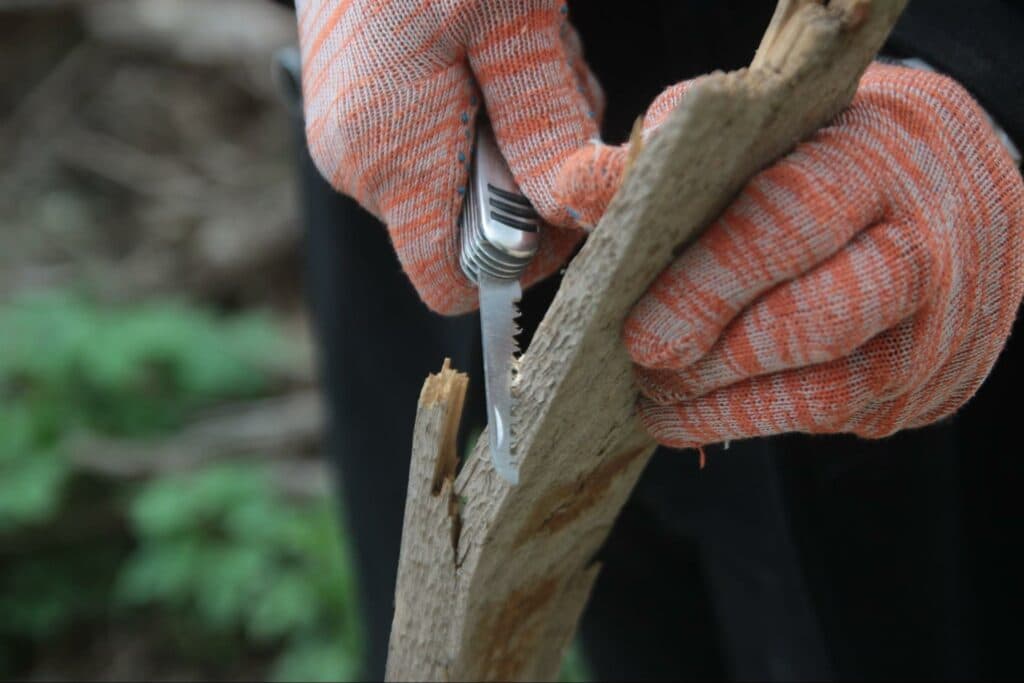 Речі з блокадного Маріуполя: швейцарський ніж