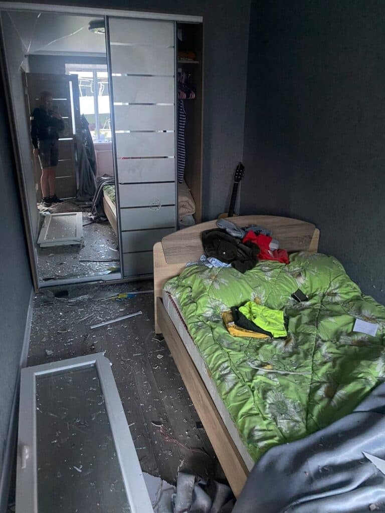 Славянск авиаудар: квартира