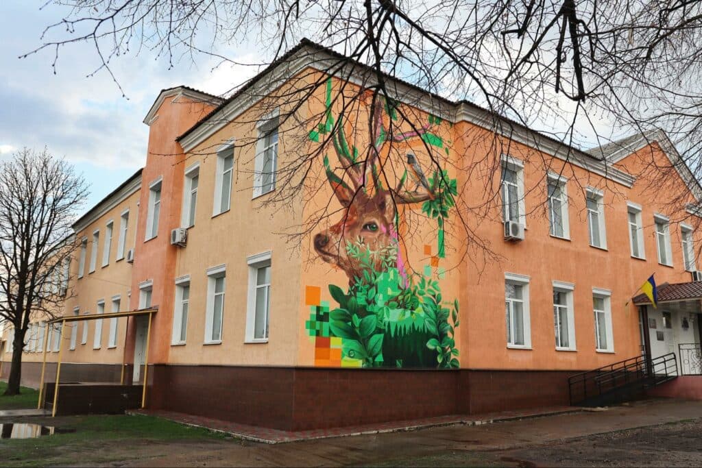 луганщина война культура