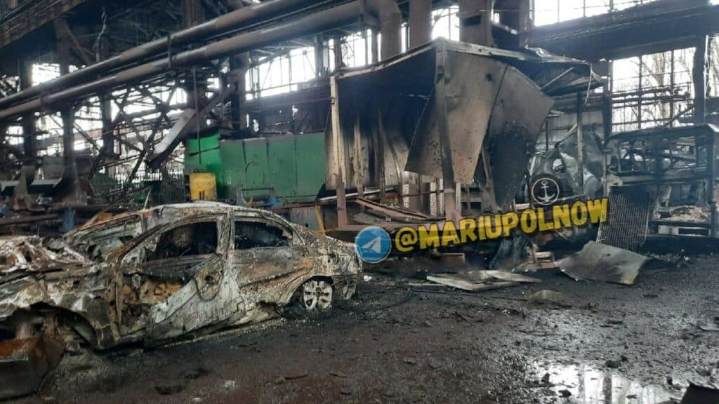 выживание в Мариуполе: Мариупольский металлургический комбинат имени Ильича