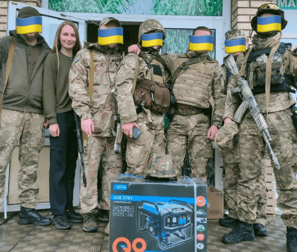 волонтерка из славянска