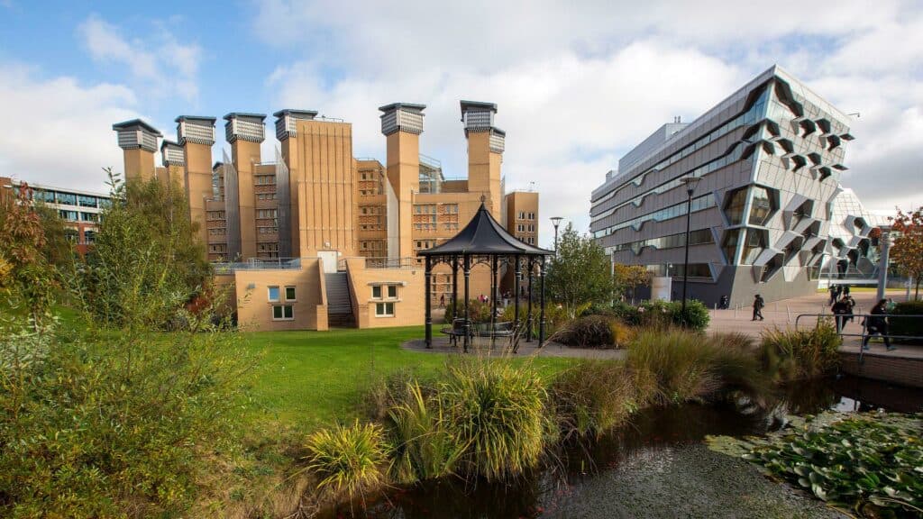 Университет в Ковентри