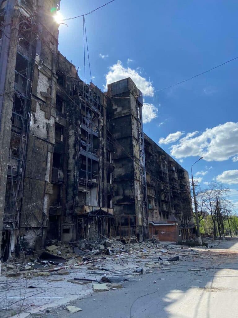 маріуполь зруйнований будинок