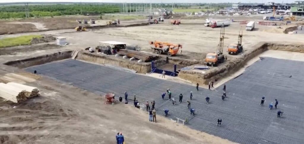 Будівництво окупантів в Маріуполі