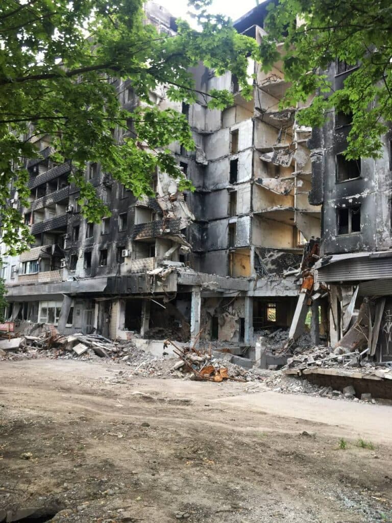 Будинок, в якому знаходився магазин Ганни Ворошевої в Маріуполі