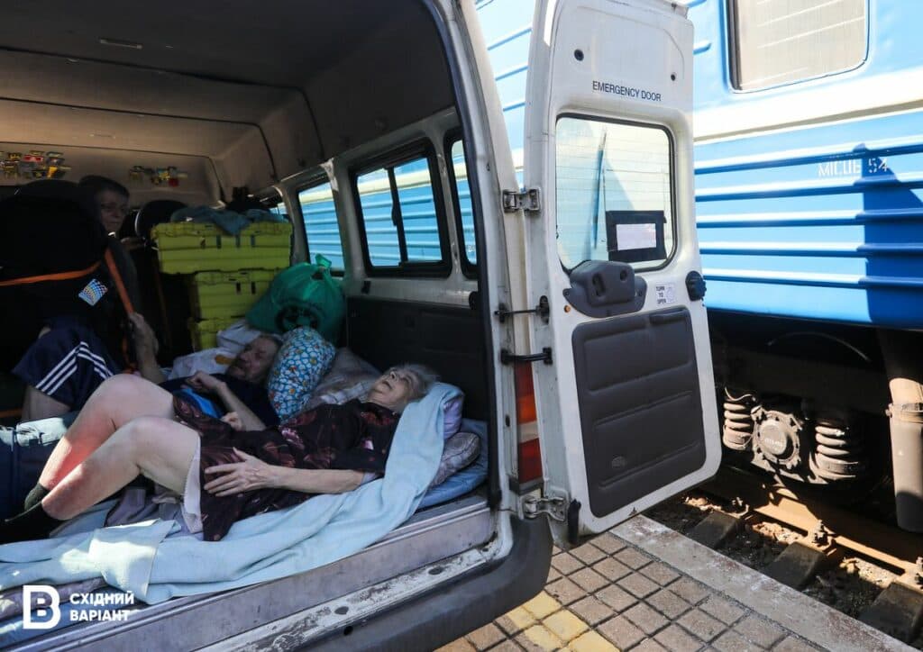 покровськ евакуація Донеччина поїзд_08