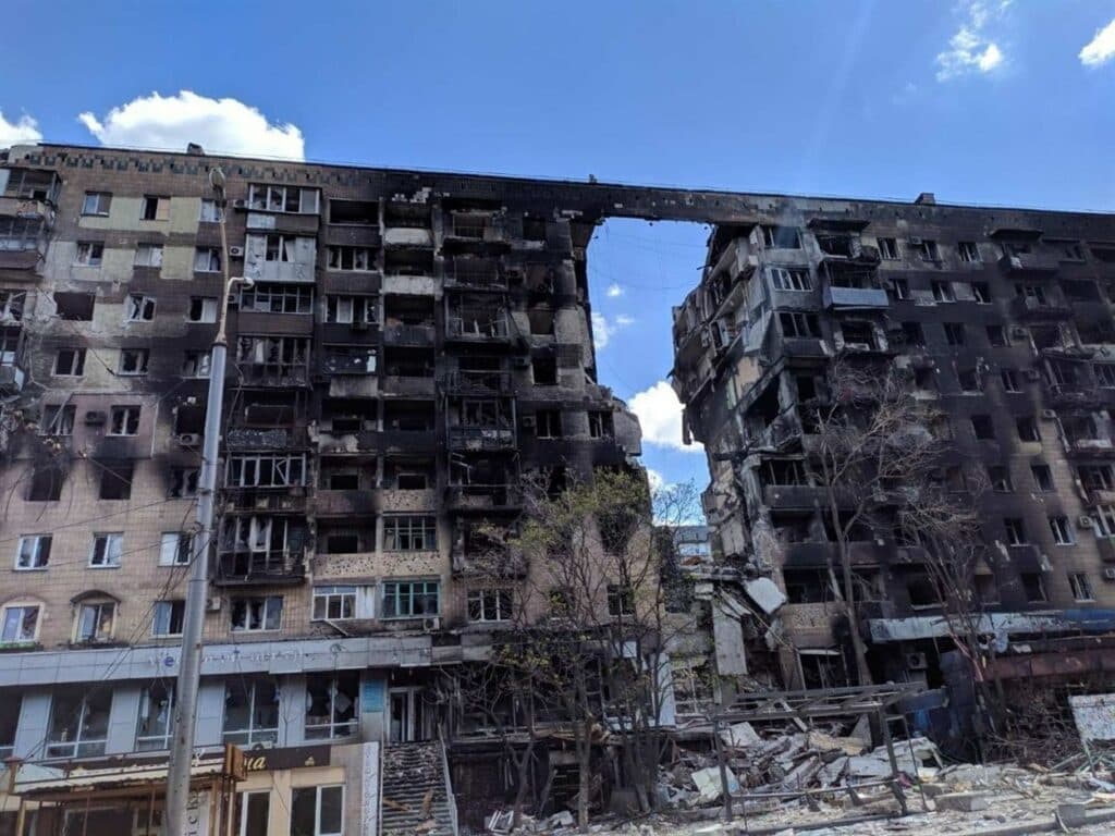 Наталя Харакоз Маріуполь будинок