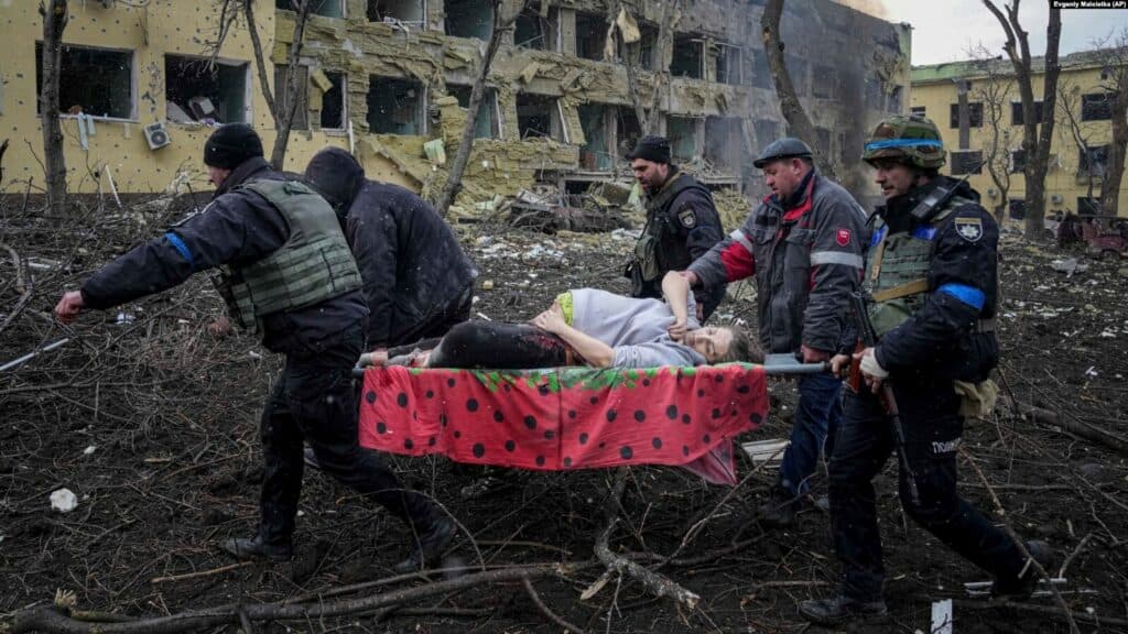 Вагітна жінка із пораненням гомілки, яку оперував Олександр Мартинцов