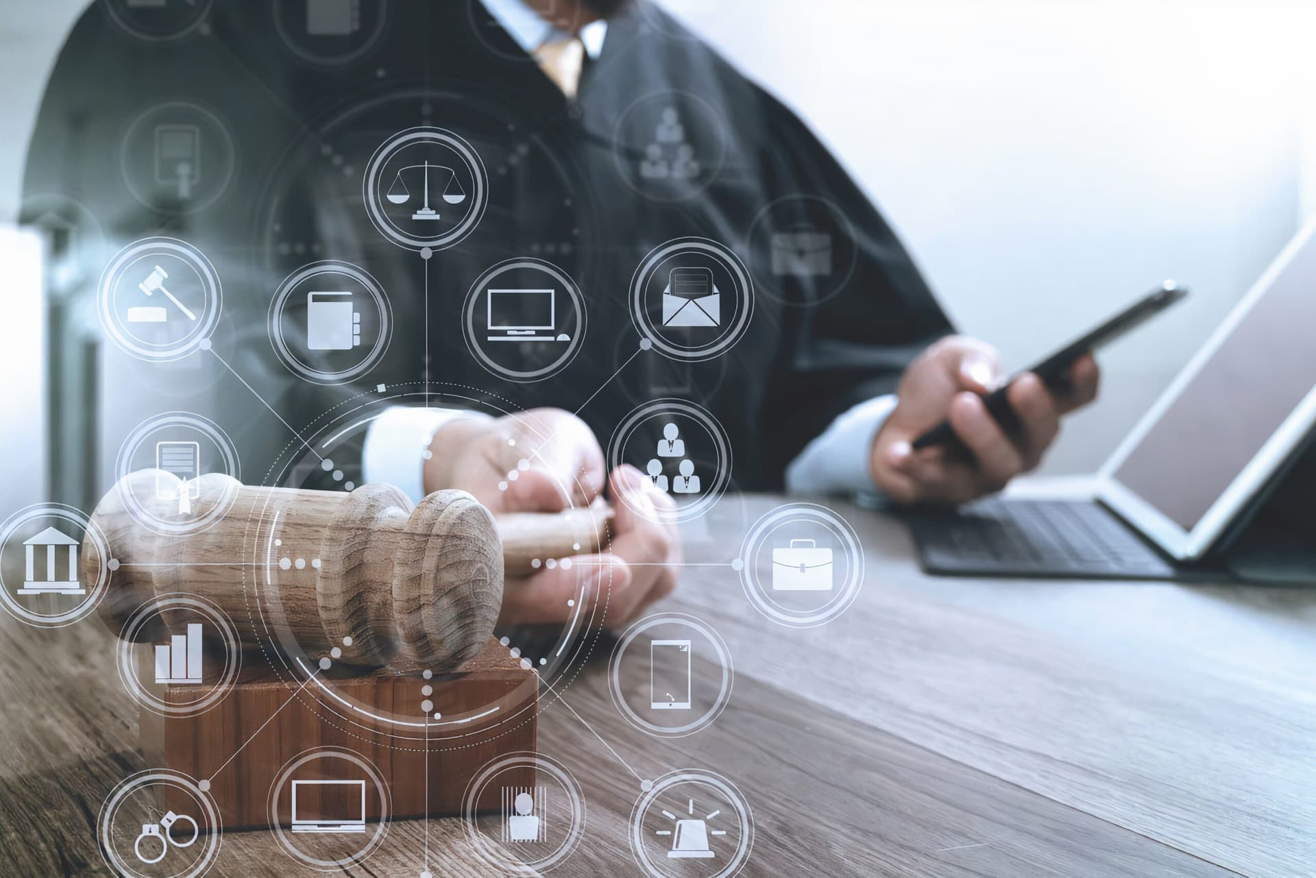 Відсьогодні в Авдіївській лікарні у Києві можна отримати юридичну допомогу