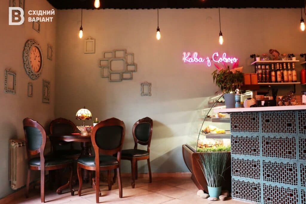 Переселенці з Маріуполя відкрили у Львові кафе Sova